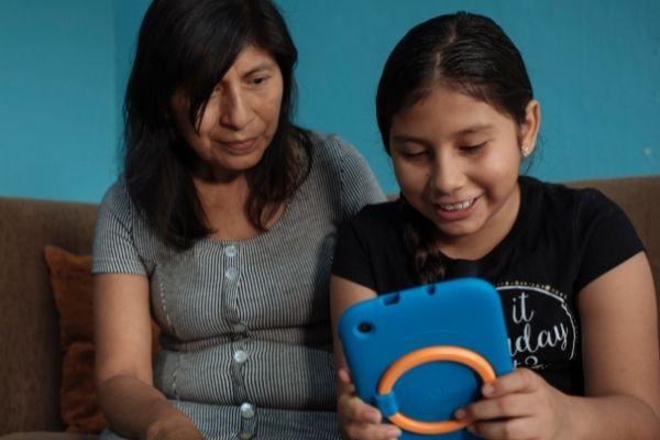 Análisis comparativo de la incorporación del enfoque de género en los programas curriculares